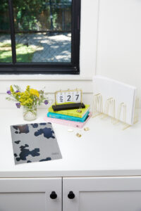 Traditional Western Metallic Large Planner - Image 3