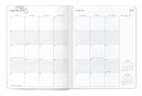 Traditional Western Metallic Large Planner - Image 6