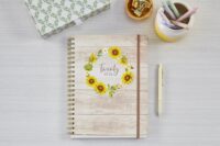 Sunflower Wreath Large Twin-Wire Planner - Image 3